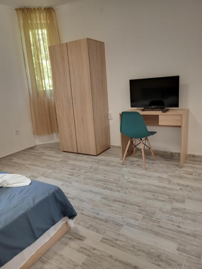 Apartment'S Pita & Mare Китен Екстериор снимка