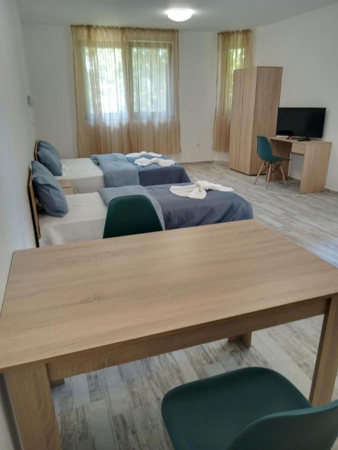 Apartment'S Pita & Mare Китен Екстериор снимка