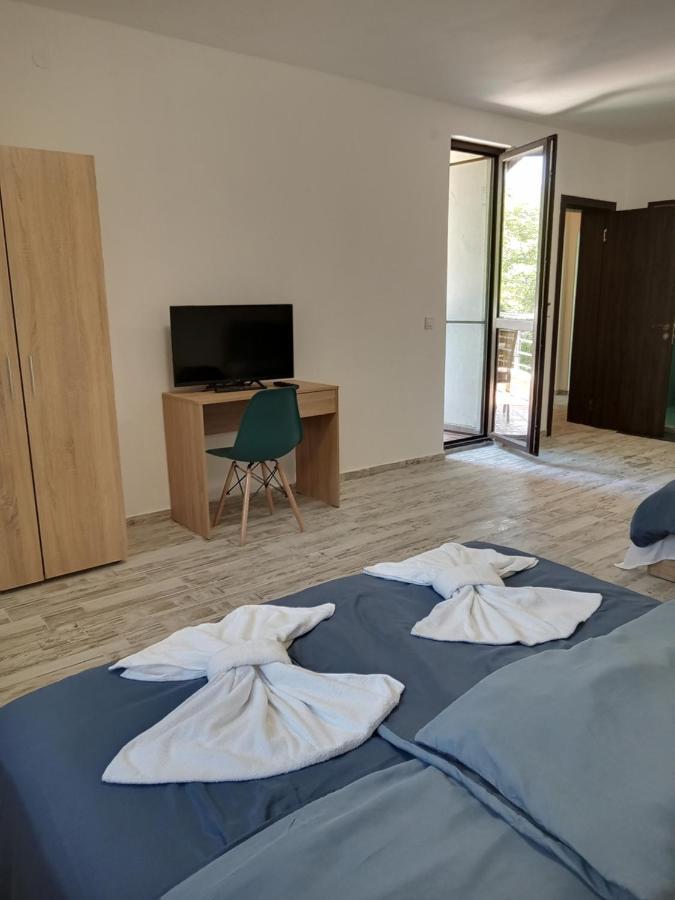 Apartment'S Pita & Mare Китен Екстериор снимка