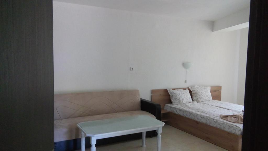 Apartment'S Pita & Mare Китен Екстериор снимка